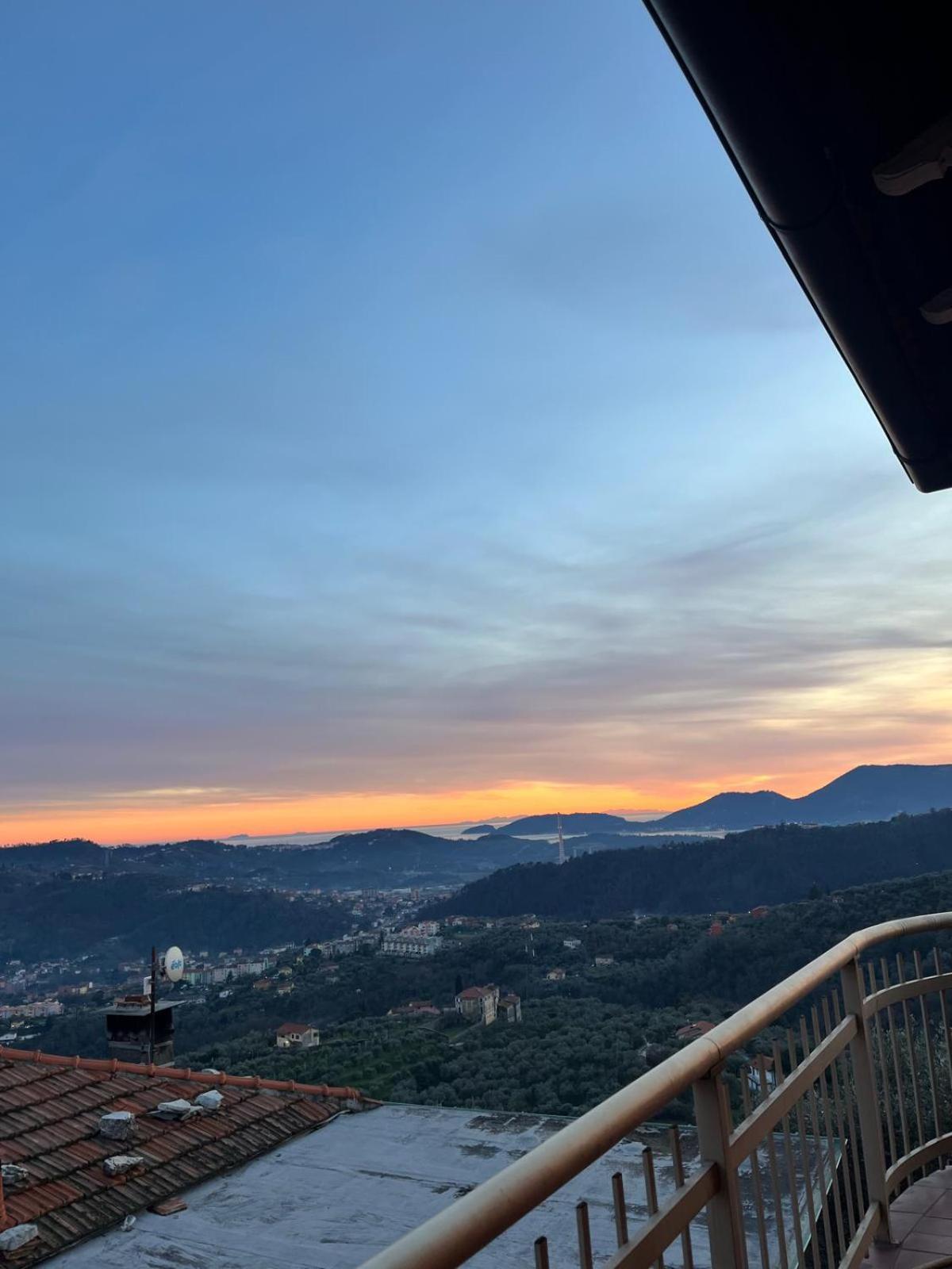 Appartamenti Montallegro Vezzano Ligure Luaran gambar