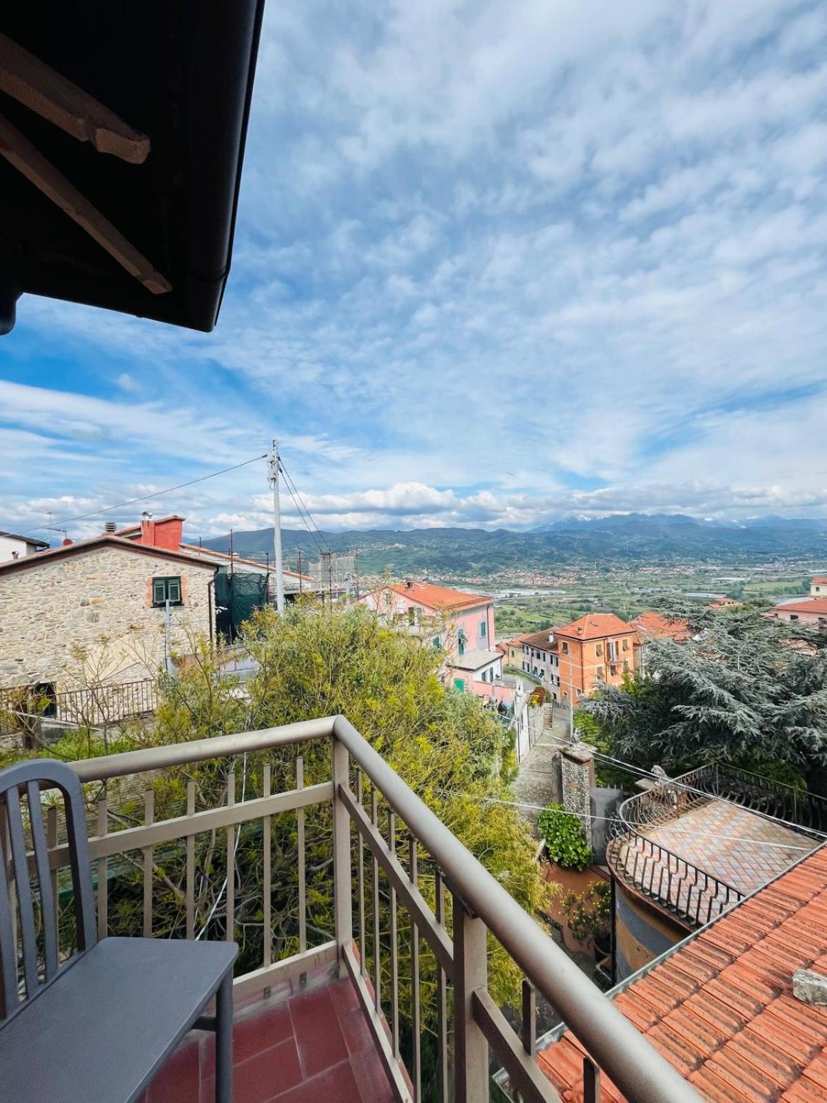 Appartamenti Montallegro Vezzano Ligure Luaran gambar